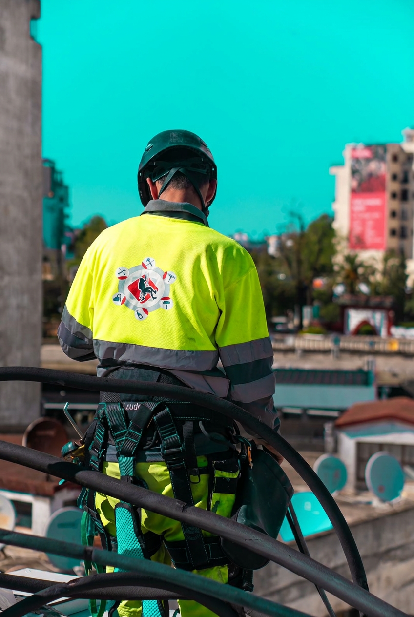 Cordiste SOS Hauteur en intervention sur façade à Casablanca